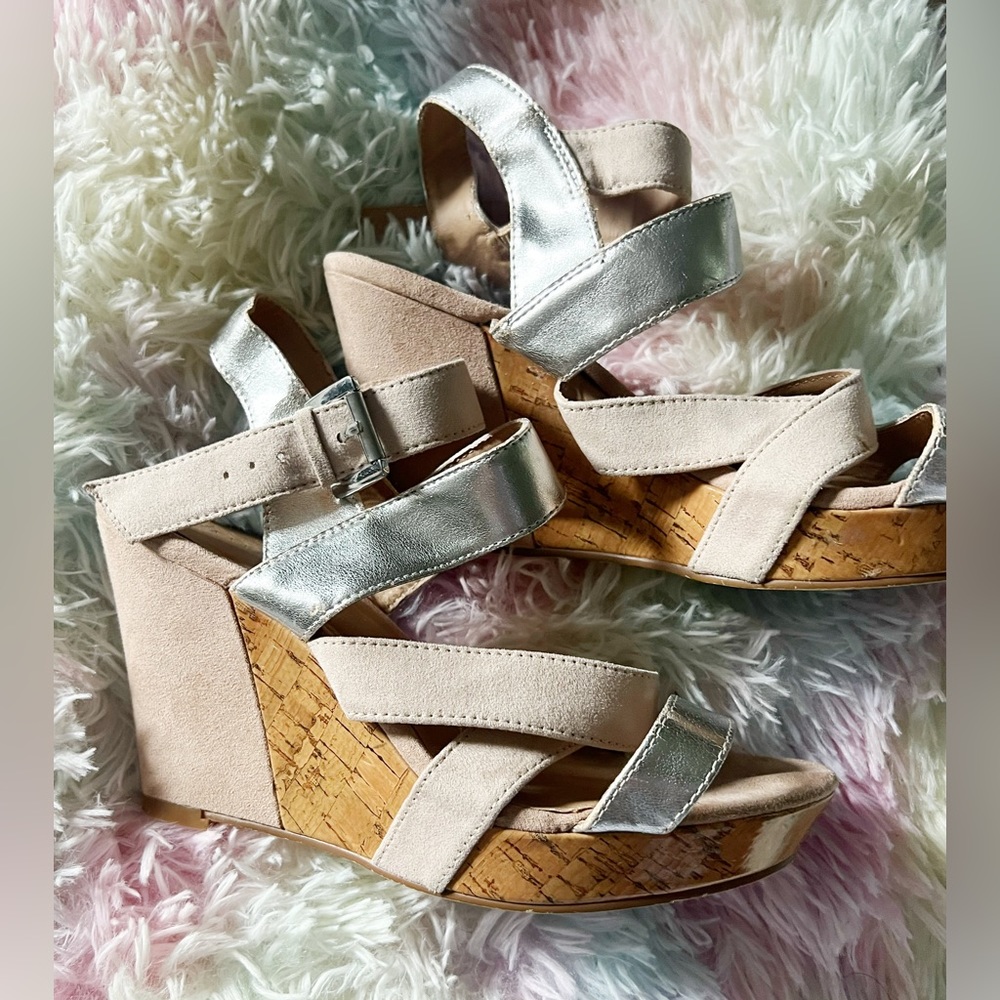 Shoe Dazzle Frank Wedges